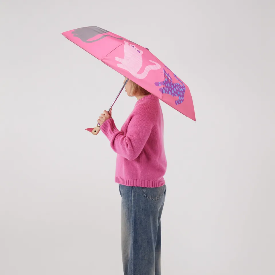 duckhead-arty-cats-regenschirm-fuchsia-katzen-holzgriff image 1