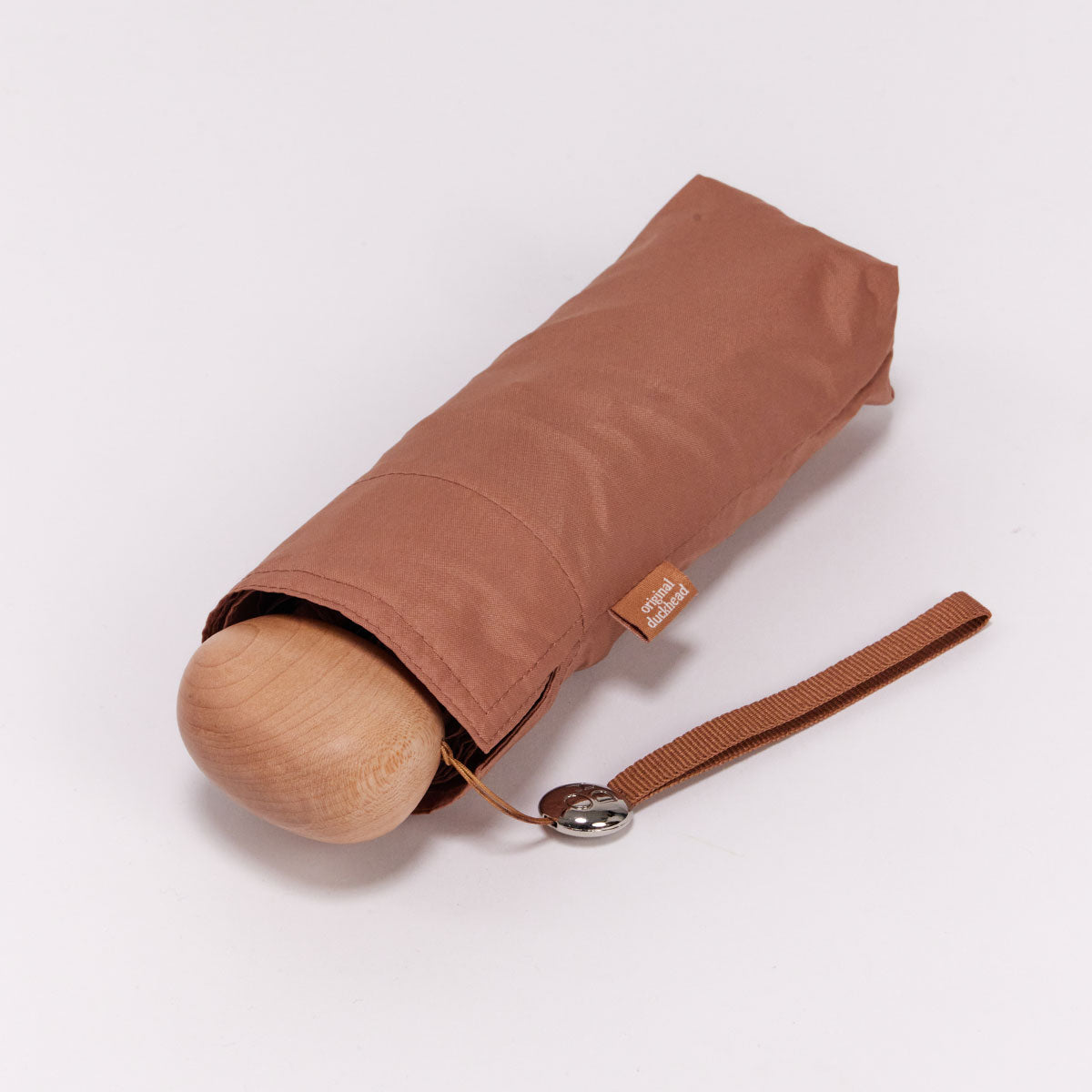 duckhead-the-mini-mocha-mousse-minischirm-ultrakompakt-holzgriff image 3