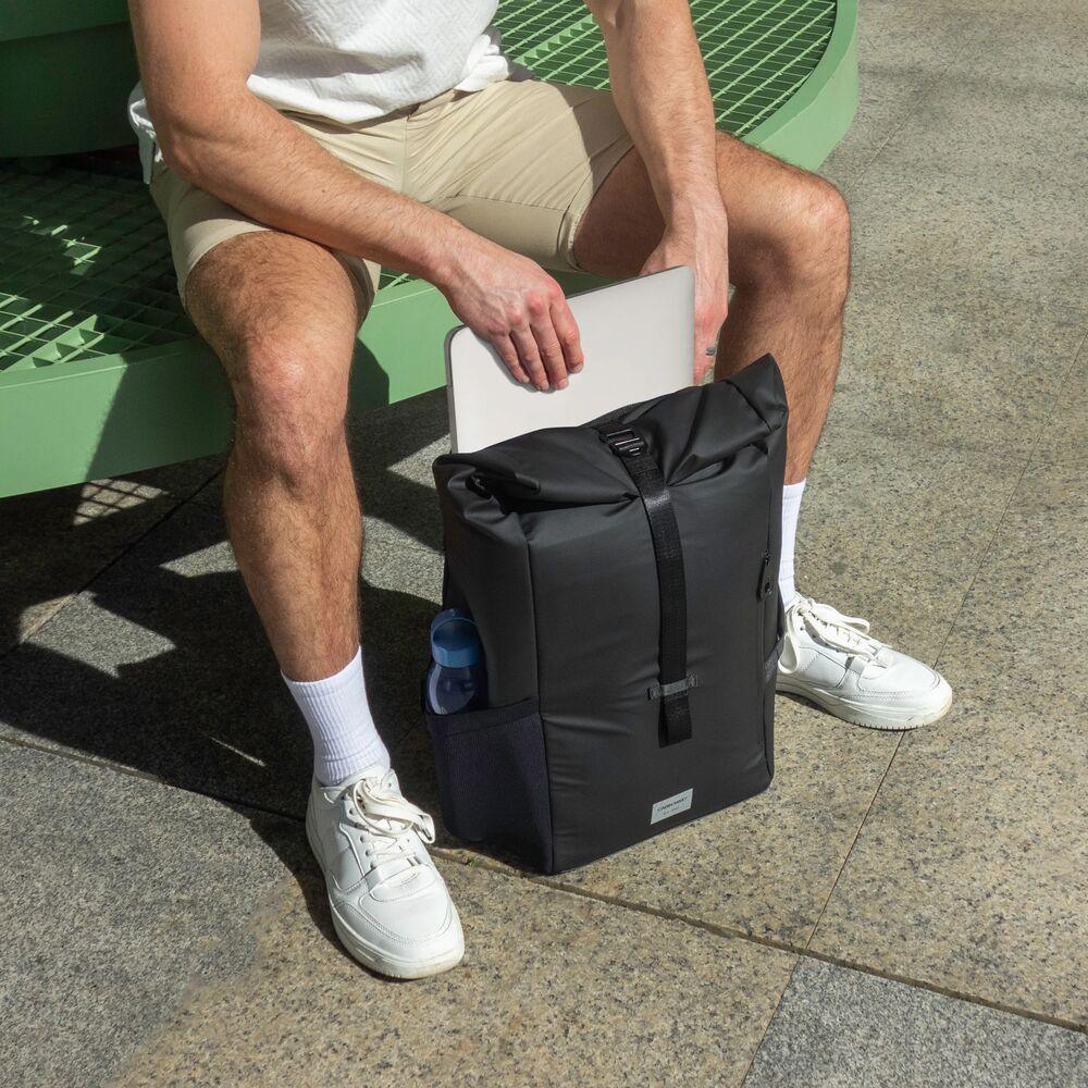 cabin-max-iseo-40x20x25-rolltop-rucksack-20l-schwarz-rpet image 6