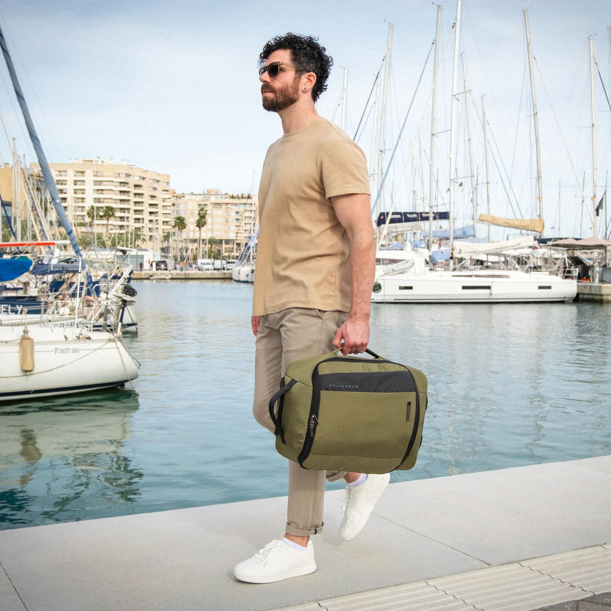 cabin-max-manhattan-pro-trolley-30l-45x36x20-moss-green-laptop image 8