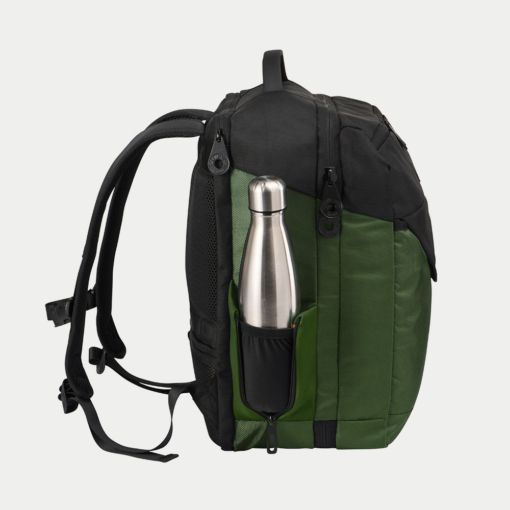 cabin-max-equator-x-rucksack-24l-40x30x20-inca-green-laptop image 8