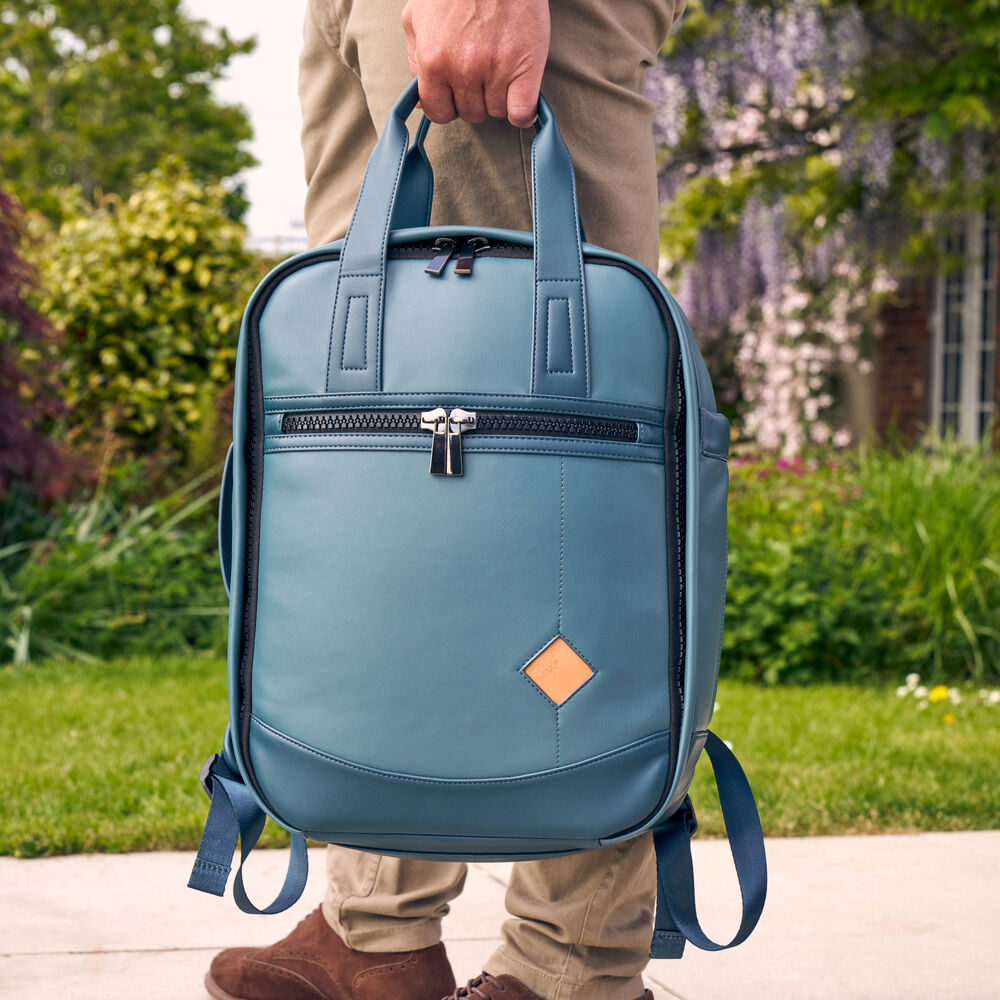 cabin-max-poros-40x30x15-rucksack-eco-leder-schwarz image 2