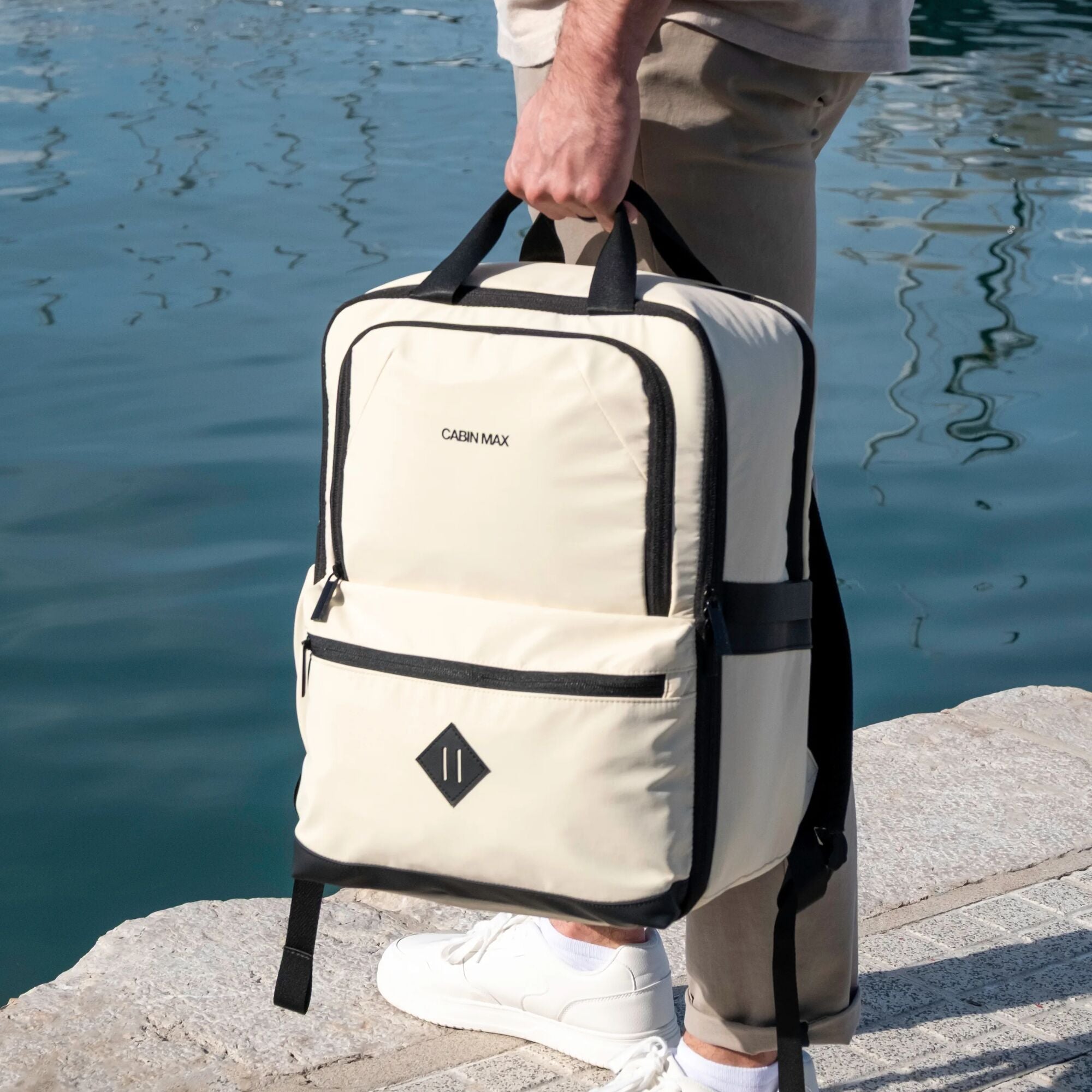 cabin-max-kobe-40x30x20-handgep-ck-rucksack-24l-mit-laptopfach image 4