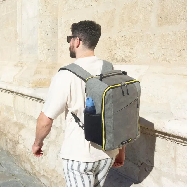 cabin-max-manhattan-rucksack-20l-40x25x20-yellow-handgep-ck image 1