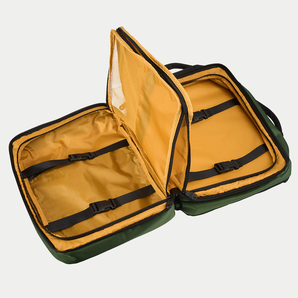 cabin-max-equator-x-rucksack-24l-40x30x20-inca-green-laptop image 6