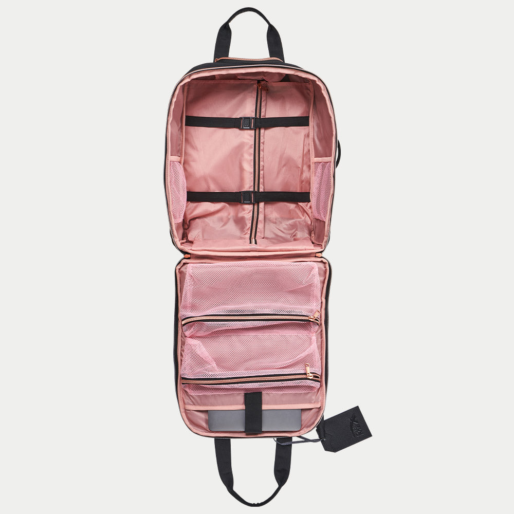 cabin-max-travel-hack-hybrid-trolley-rucksack-30l-45x36x20 image 7